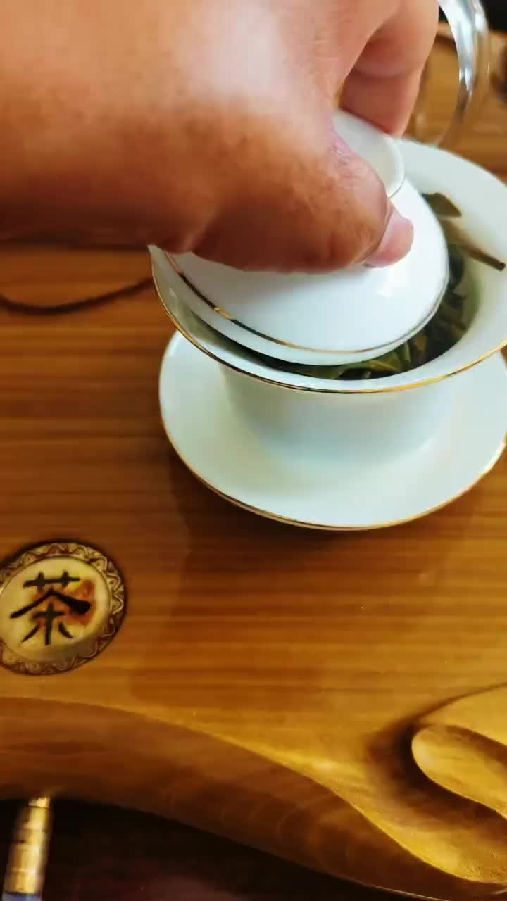 普洱绿茶