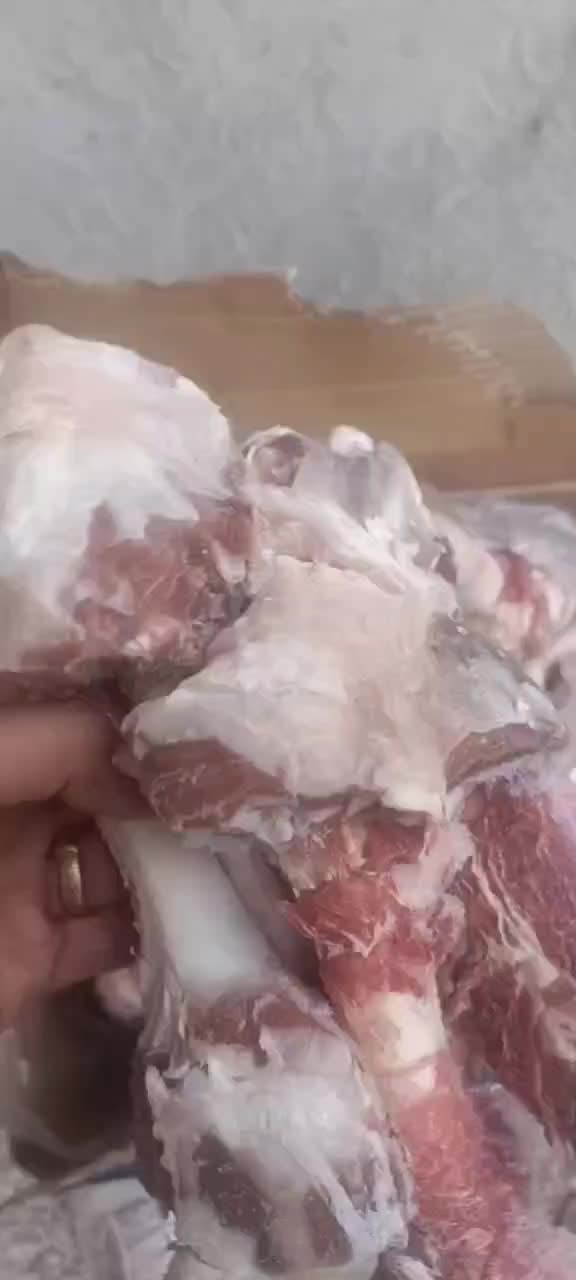 羔羊带肉骨髓棒