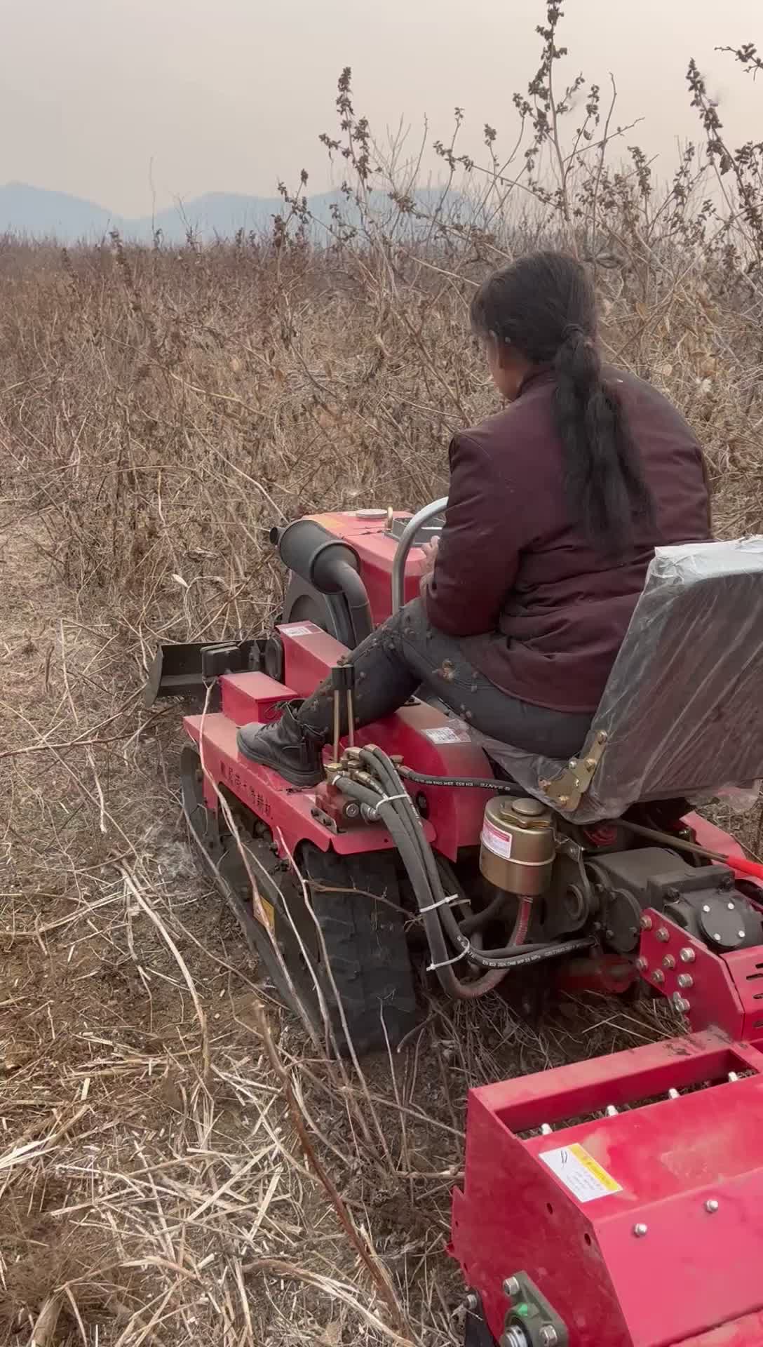 碎草机除草机秸秆还田机粉碎机可视频欢迎
