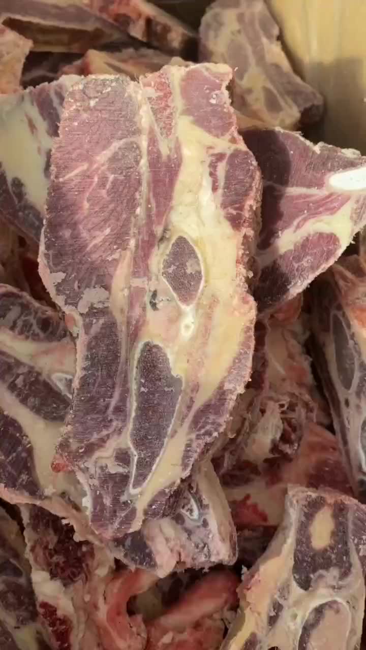 牛腩排便宜的牛排肥瘦相间肉厚一点点小骨